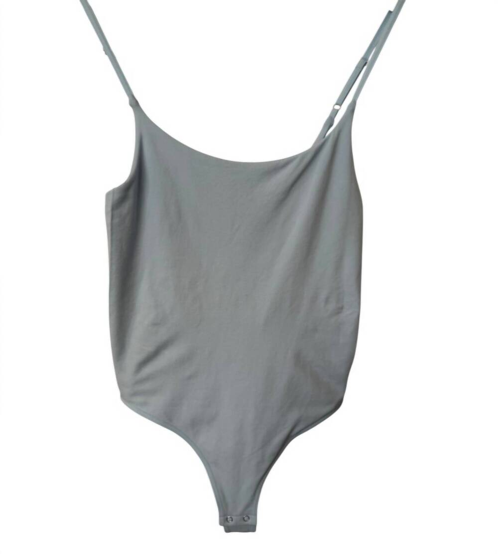 NEW BY TOGETHER women's seamless scoop neck bodysuit in blue